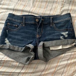 Brand new hollister shorts without tag! Never worn